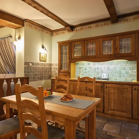 Apartament Vincent Restauracja&apartamenty